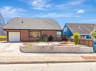 720 Lockhaven Dr, Pacifica, CA 94044