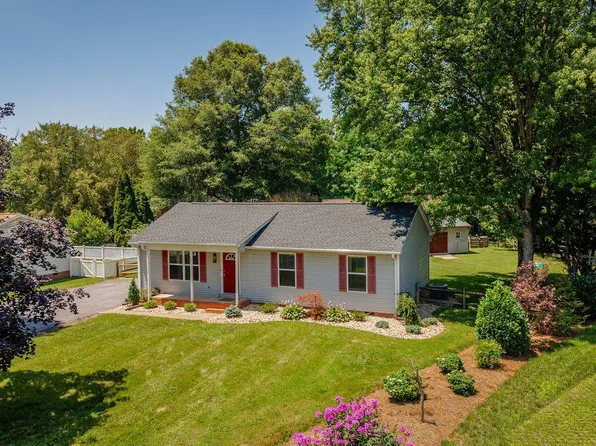 503 E Riverside Dr, Bridgewater, VA 22812