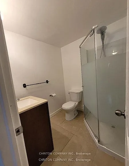 566 Chantenay Dr — Photo 5