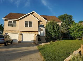 181 Craig Dr, Thornville, OH 43076