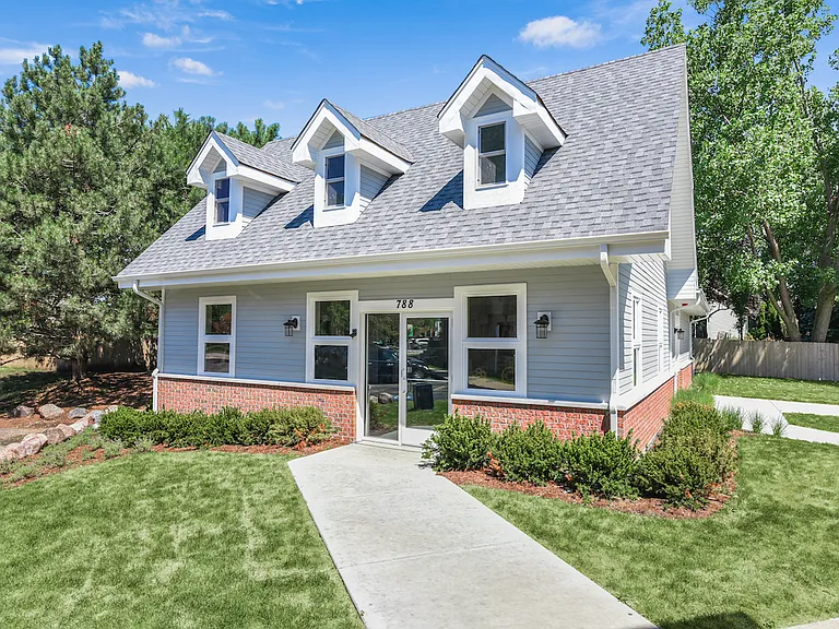 788 Inland Cir — Photo 18
