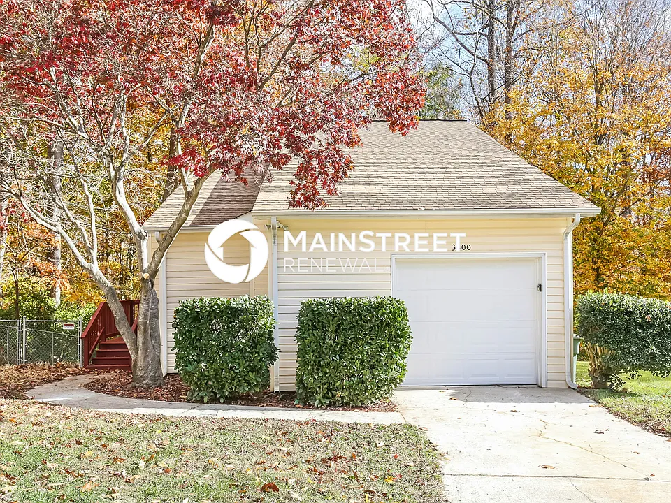 3800 King Edward Ct