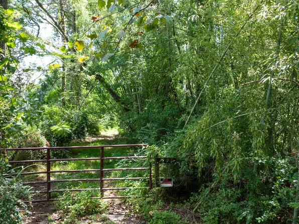 1221 15th Ave, Wellborn, FL 32094