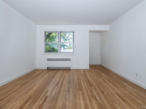 3rd image of 161 S. Buckhout Street #161