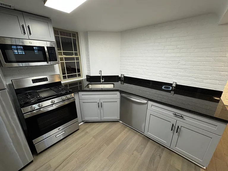 11433 Ashbury Ave #1 — Photo 15