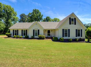 894 Pipkin Rd, Jackson, TN 38305