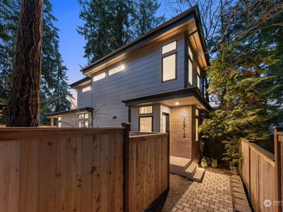 12712 NE 72nd Street, Kirkland, WA, 98033