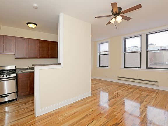 2nd image of 818 W Diversey Pkwy APT S