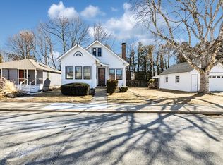 39 Waterman Rd, Roslindale, MA 02131