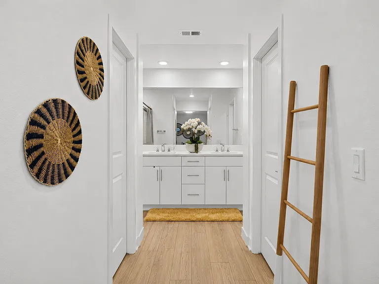 30994 Douglas Crest Cir — Photo 16