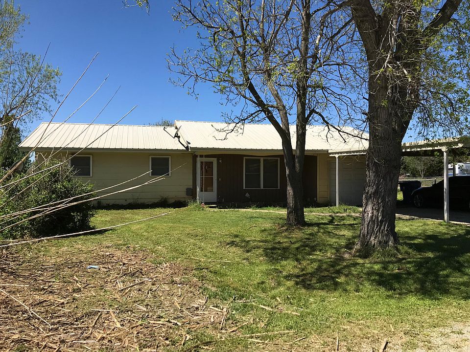 Garage and carport