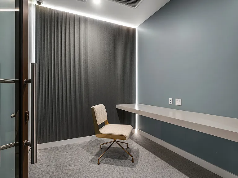 20 Rockwell Pl #1632D — Photo 19