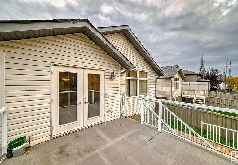 1798 Melrose Cres SW #HOUSE — Photo 37