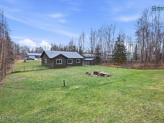 2nd image of 6891 W Cambridge Dr