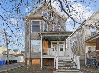 2743 N Ridgeway Ave, Chicago, IL 60647