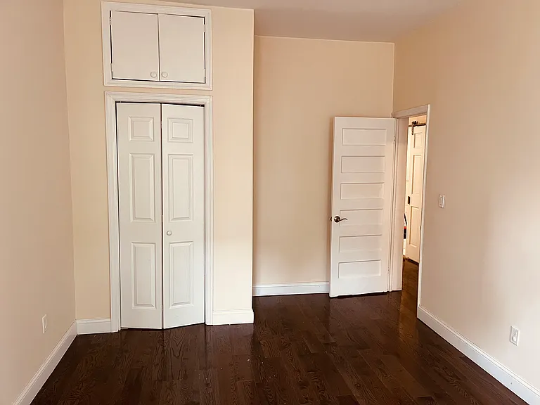 485 Bainbridge St #1 — Photo 10