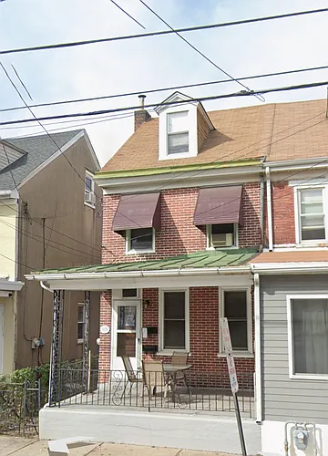 605 Pond St #2 Photo 1