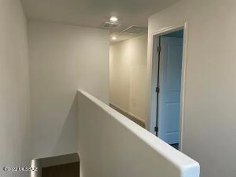 1123 E Descent St — Photo 14