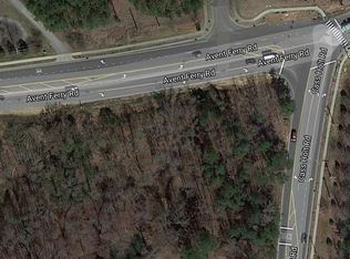 1601 Avent Ferry Rd, Holly Springs, NC 27540