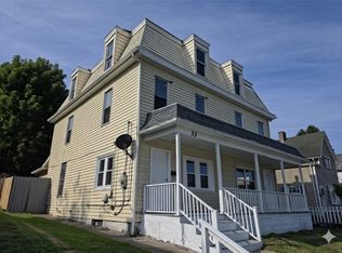 33 W Chartes St, New Castle, PA 16102