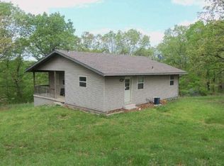 223 Seminole Ln, Macks Creek, MO 65786