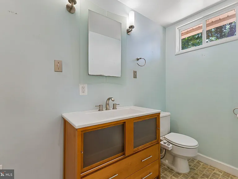 2519 Buckelew Dr — Photo 15