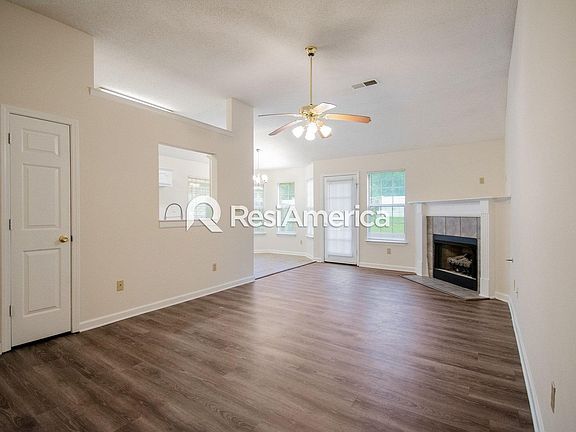 3rd image of 8712 Cat Tail Dr