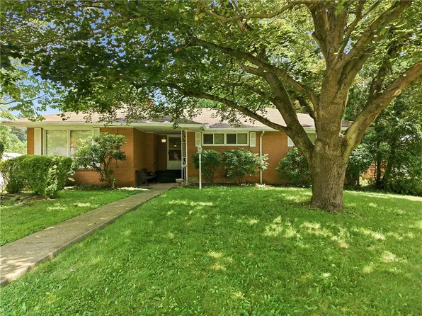1200 East St, Hermitage, PA 16148