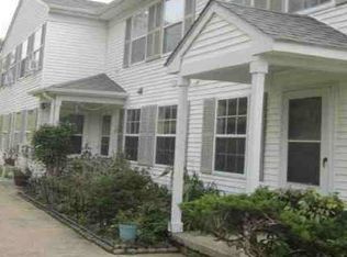 2 Devonshire Ln APT K, Mendham, NJ 07945