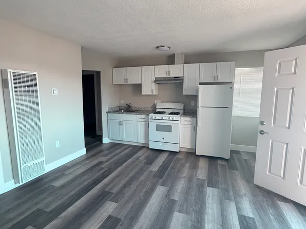 1810 E 25th St #301 & 401, Oakland, CA 94606