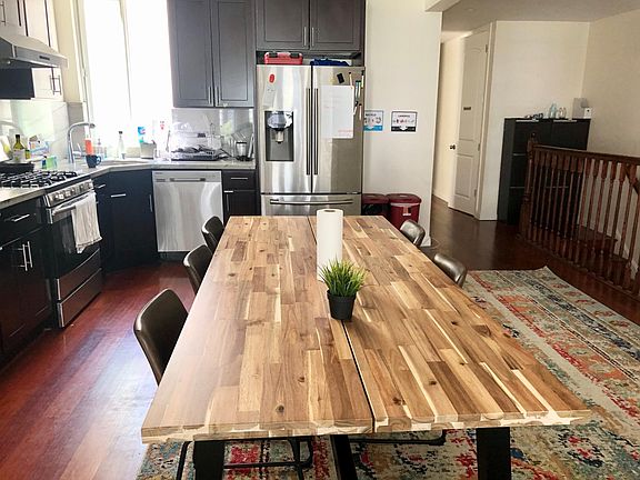 2nd image of 1553 Larkin St #53