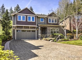 1352 SW Medwyn Ter, Portland, OR 97219