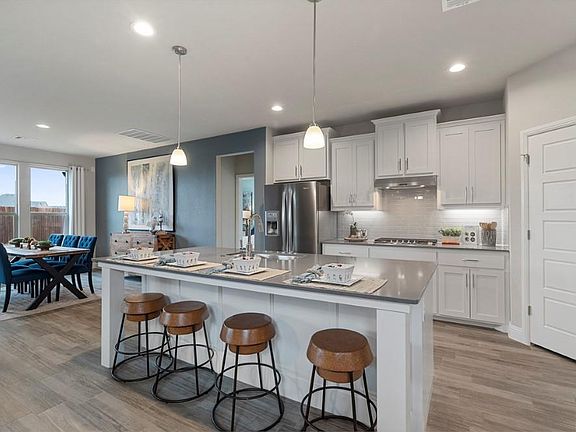 Photos shown here may not depict the specified home & features included are for illustration purposes only.