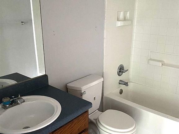 5th image of 4978 Shadyhill Dr
