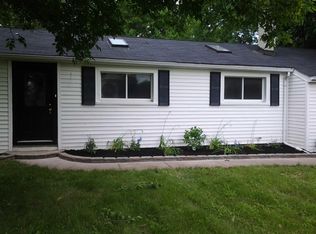 28130 W 10 Mile Rd, Farmington Hills, MI 48336