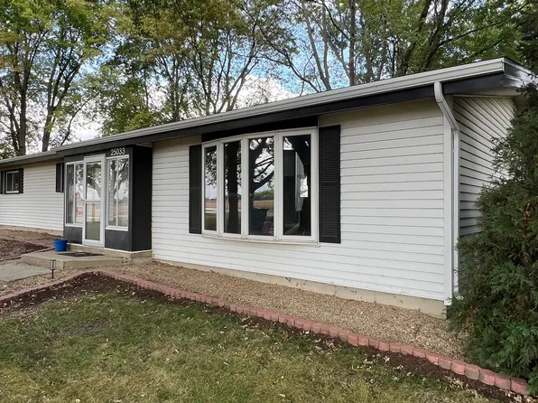 25033 E 3000 North Rd, Dwight, IL 60420