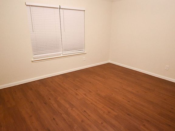 5th image of 18922 N Lyford Dr