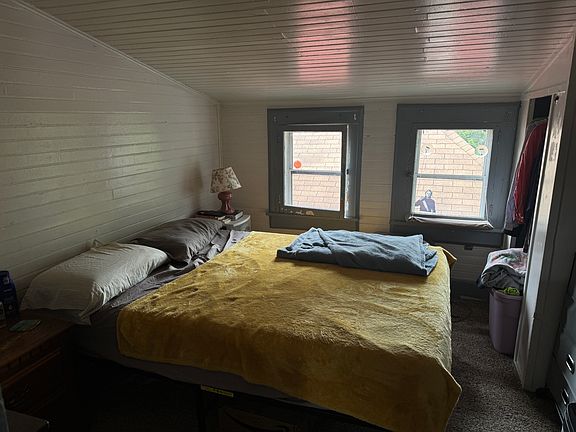 4th image of 249 Saint Charles St #3