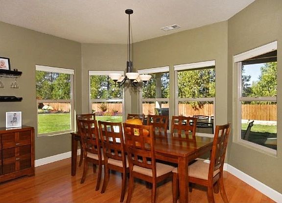 5th image of 584 Scottsville Blvd