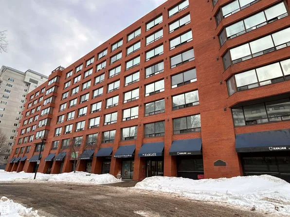 10160 114th St NW #714, Edmonton, AB T5K 2L2