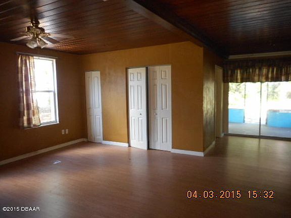 3rd image of 833 N Tuxedo Ave