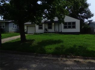 1622 E Elm Ave, Bartlesville, OK 74003