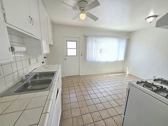 3rd image of 512 S Vine Ave #512