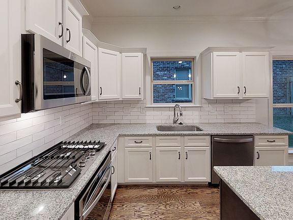 Previously built home based on this plan. Photos not of current home. Upgrades may be pictured.