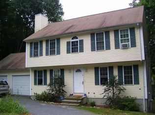 21 Manhattan Rd, Worcester, MA 01602