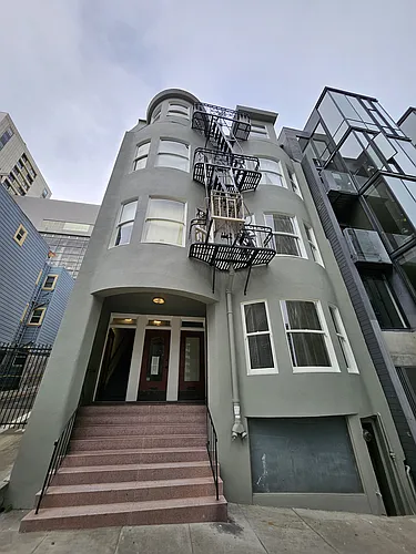 1028 Pine St #40 Photo 1