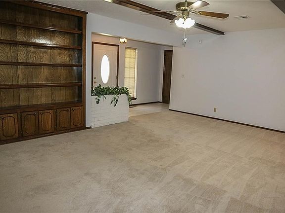 5th image of 1336 NE 20th Pl