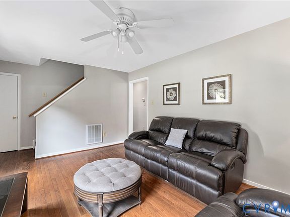 4th image of 1505 Oldbury Rd