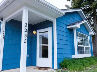3235 NW Quay Dr, Lincoln City, OR 97367