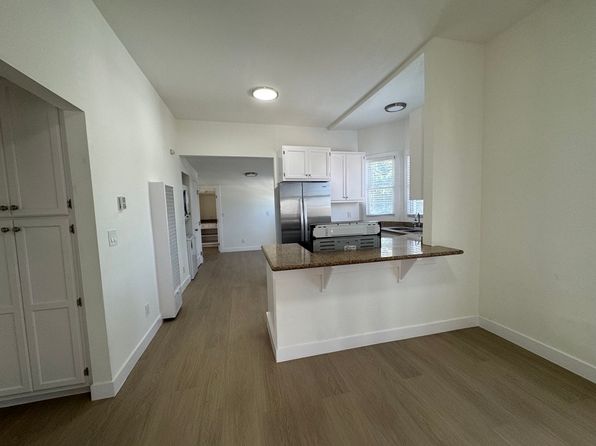 1137 Irolo St #1139-3/4